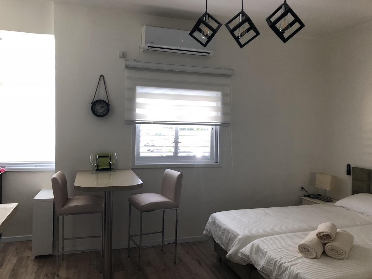 Studio Apartment In Bat-Yam Bat Yam Dış mekan fotoğraf