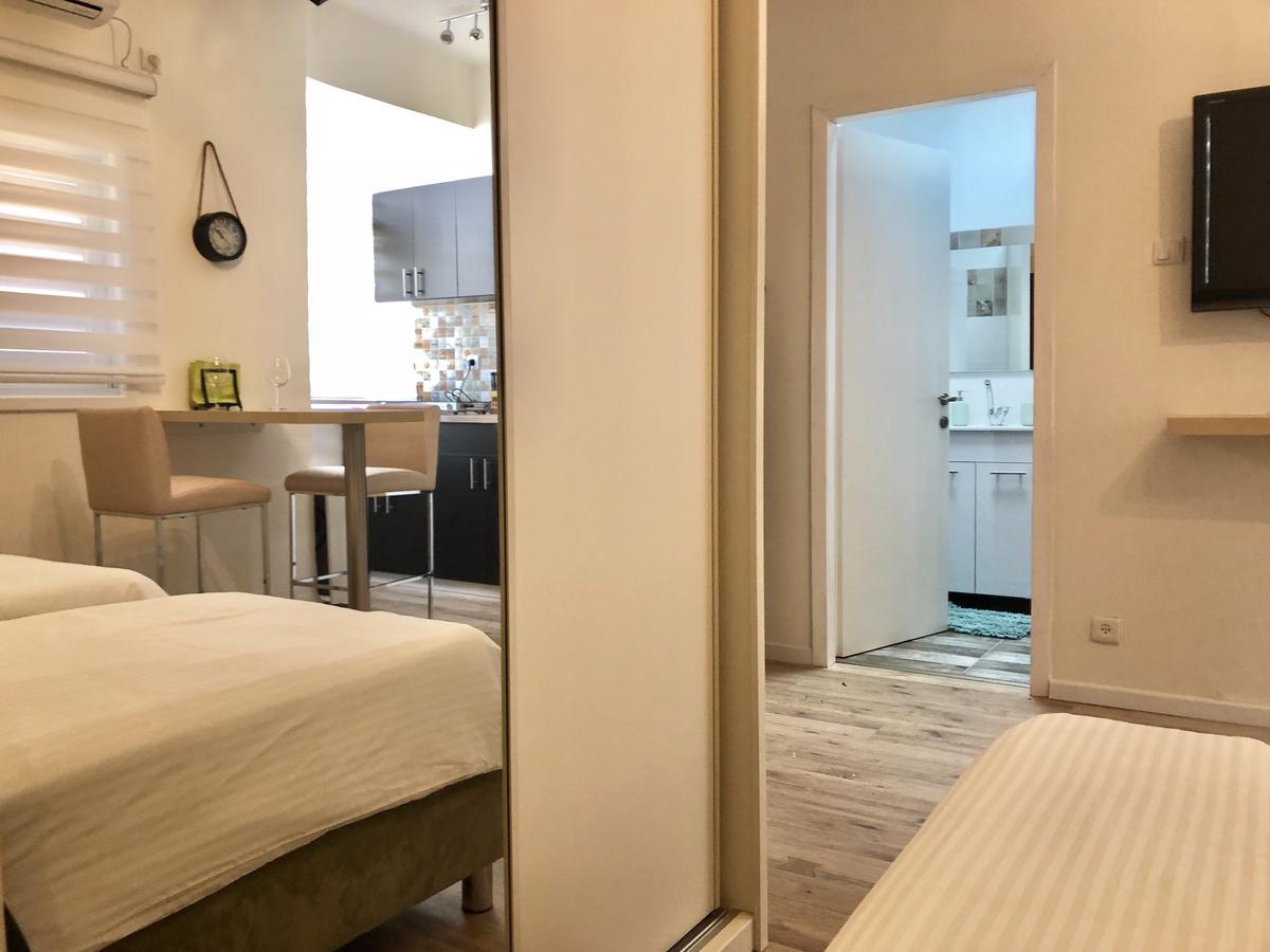 Studio Apartment In Bat-Yam Bat Yam Dış mekan fotoğraf